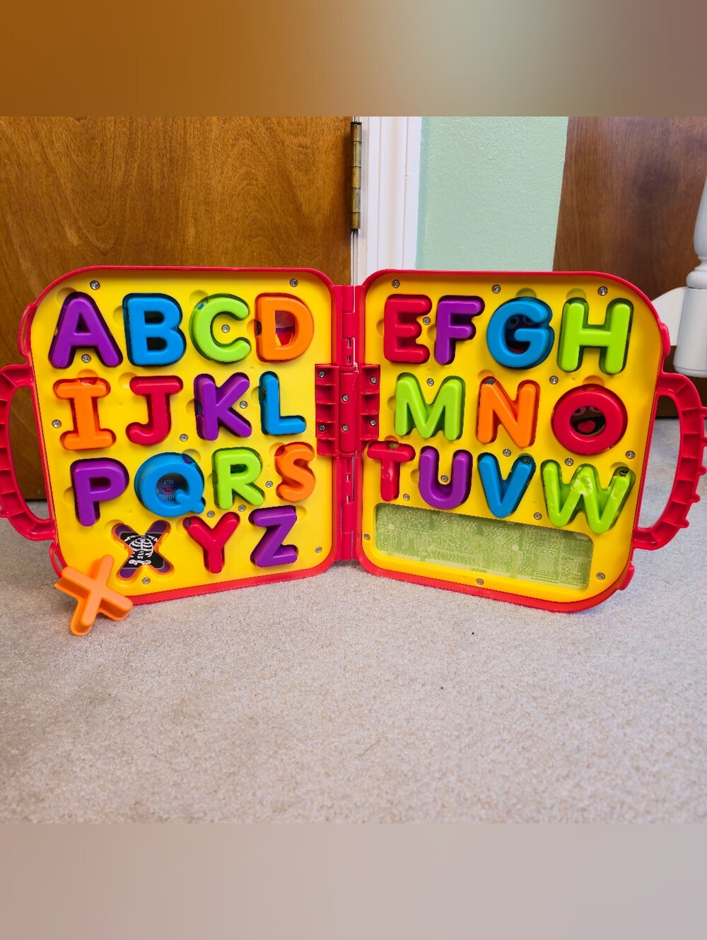 Hasbro Sesame Street Elmo's On The Go Letters Alphabet w/ Carry Case COMPLETE